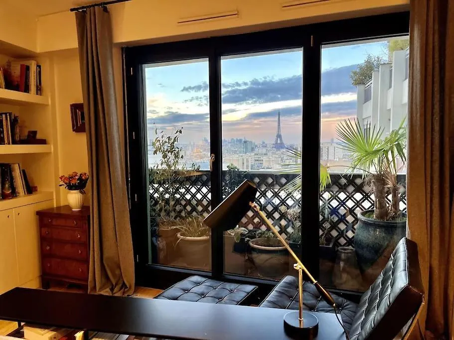 Parisian Flat Eiffel Tower View Appartement